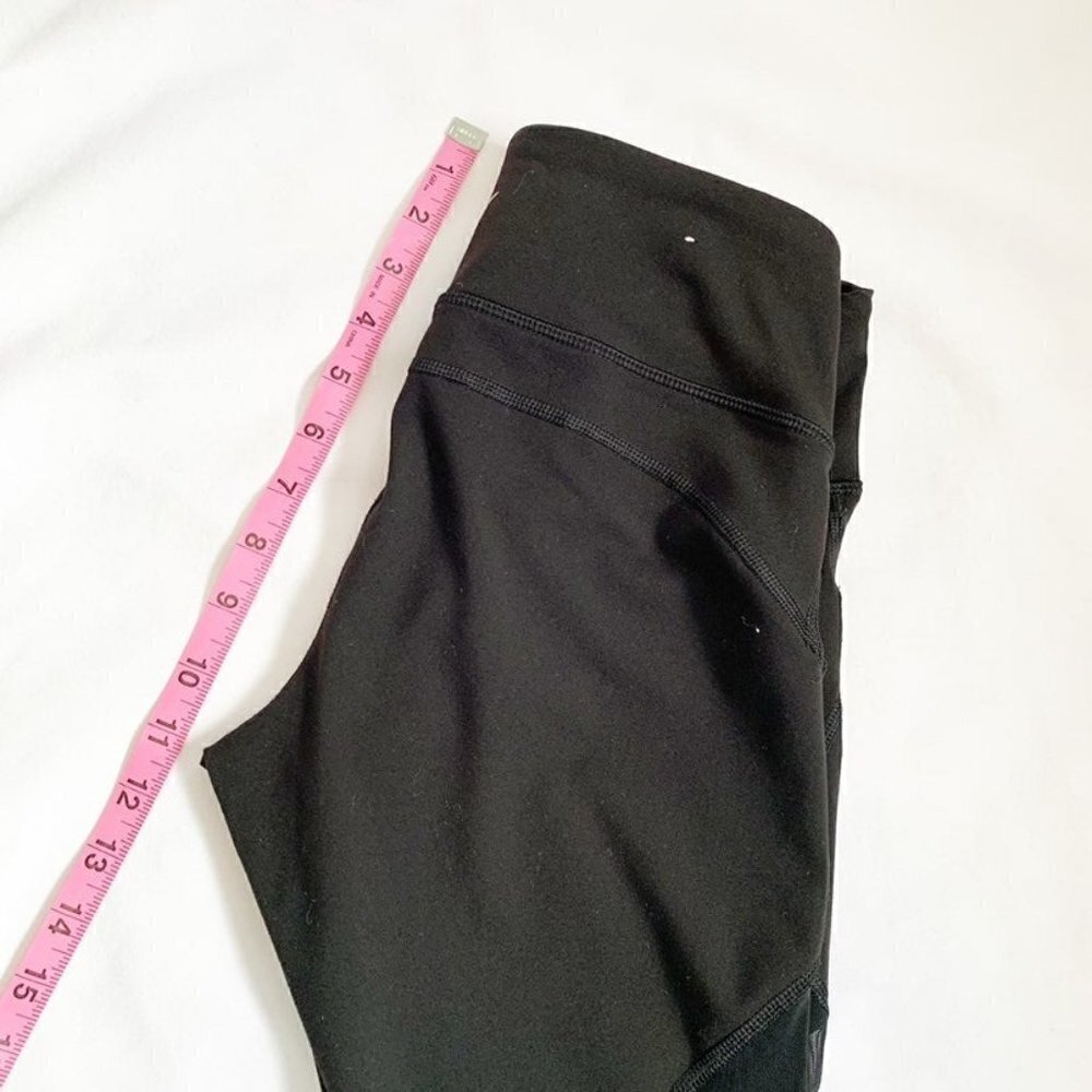 Old Navy Active Go-Dry Black Mesh Panel Cropped Leggings Womens Size Small - Picture 6 of 7